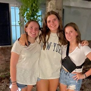 Meet your Posher, Samantha